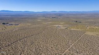 155 E Avenue F8, Lancaster, CA 93535