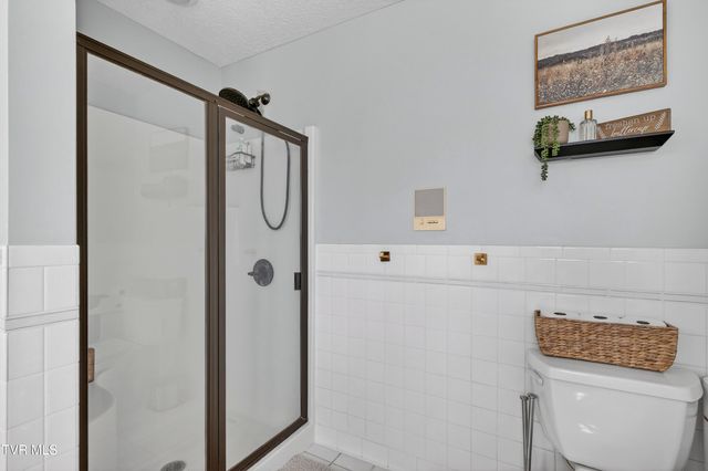 18459 John Ashley Drive, Abingdon, VA 24211