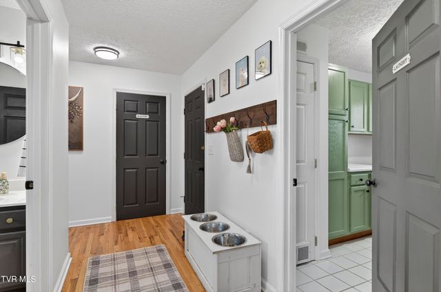 18459 John Ashley Drive, Abingdon, VA 24211