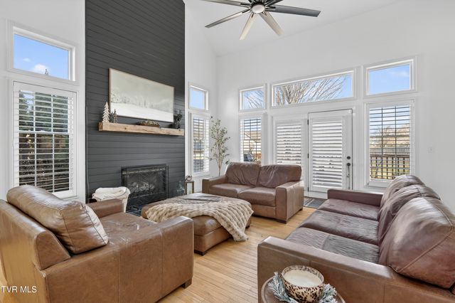 18459 John Ashley Drive, Abingdon, VA 24211