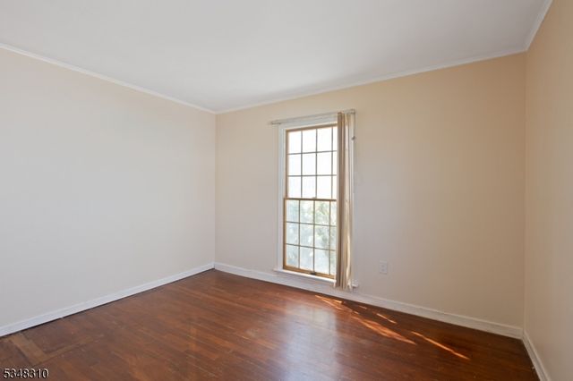 18 Haven Ter, Sayreville Boro, NJ 08859