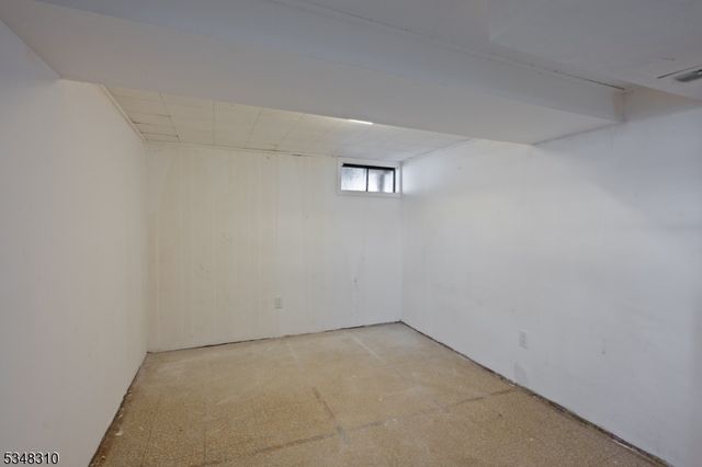 18 Haven Ter, Sayreville Boro, NJ 08859