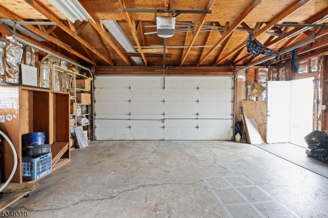 18 Haven Ter, Sayreville Boro, NJ 08859