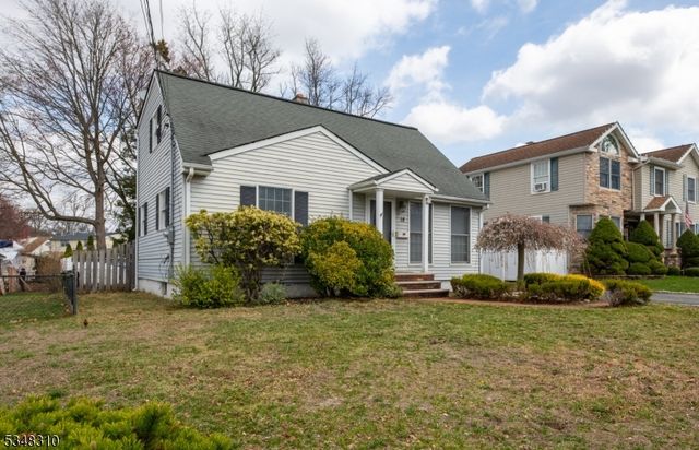 18 Haven Ter, Sayreville Boro, NJ 08859