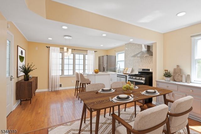 18 Haven Ter, Sayreville Boro, NJ 08859