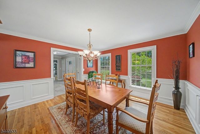 22 Spy Ln, Readington Twp., NJ 08822