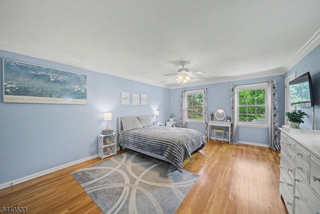 22 Spy Ln, Readington Twp., NJ 08822