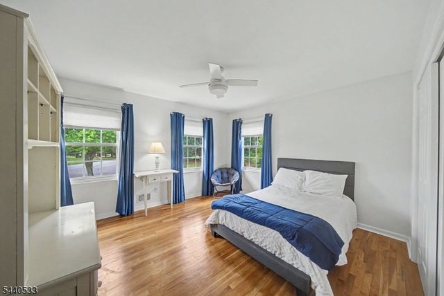22 Spy Ln, Readington Twp., NJ 08822