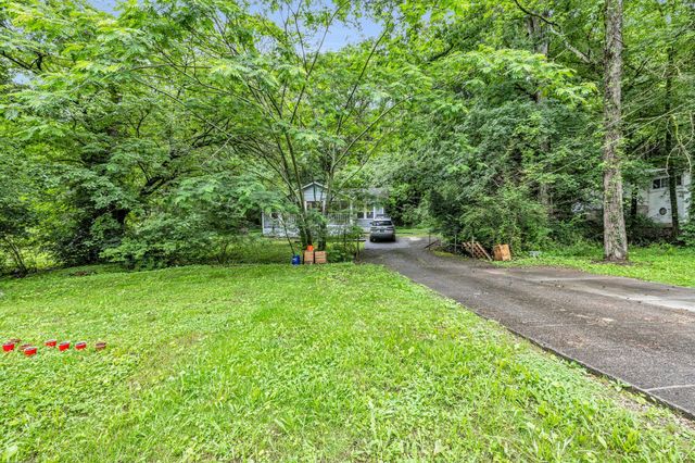 2106 Tunnel Boulevard, Chattanooga, TN 37406