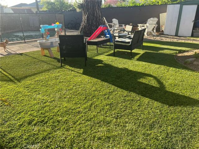 19415 Hart, Reseda, CA 91335