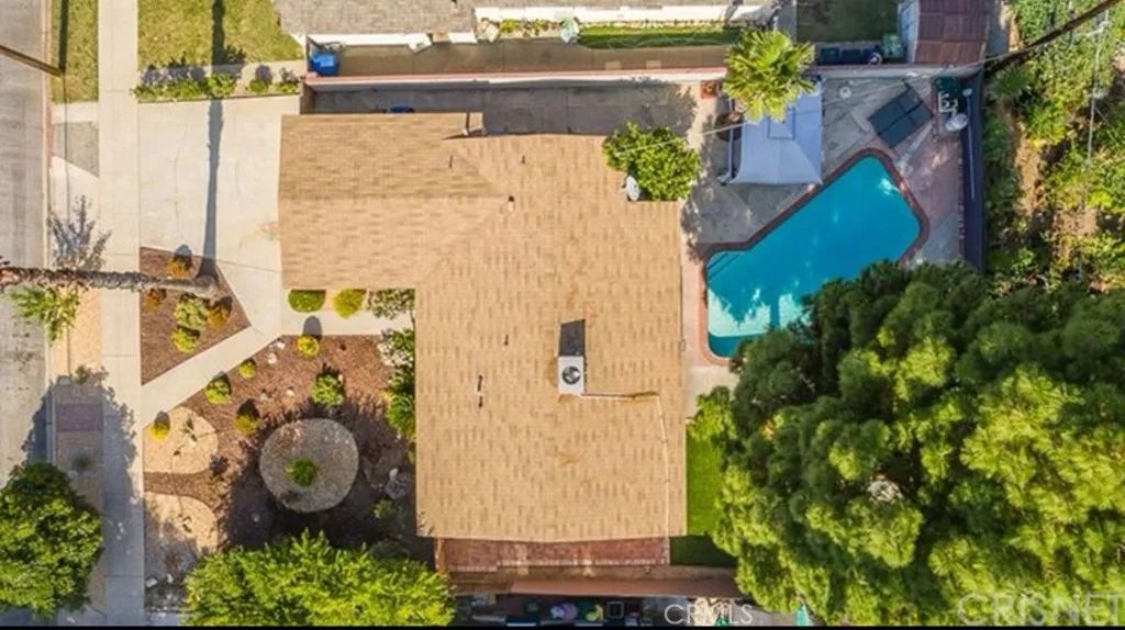 19415 Hart, Reseda, CA 91335