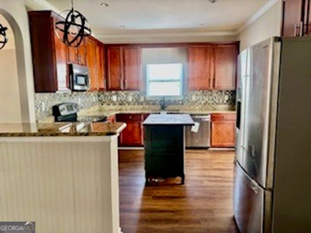10955 Southwood Drive, Hampton, GA 30228
