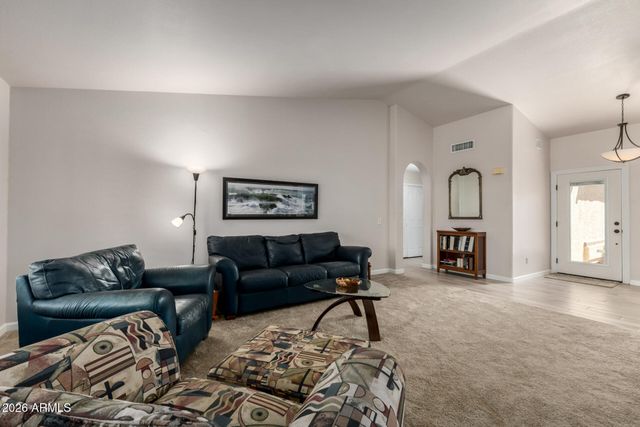 26034 S HOLLYGREEN Drive, Sun Lakes, AZ 85248