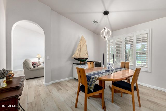 26034 S HOLLYGREEN Drive, Sun Lakes, AZ 85248