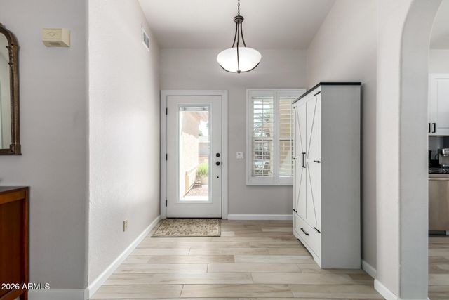 26034 S HOLLYGREEN Drive, Sun Lakes, AZ 85248