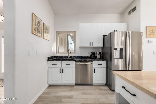 26034 S HOLLYGREEN Drive, Sun Lakes, AZ 85248