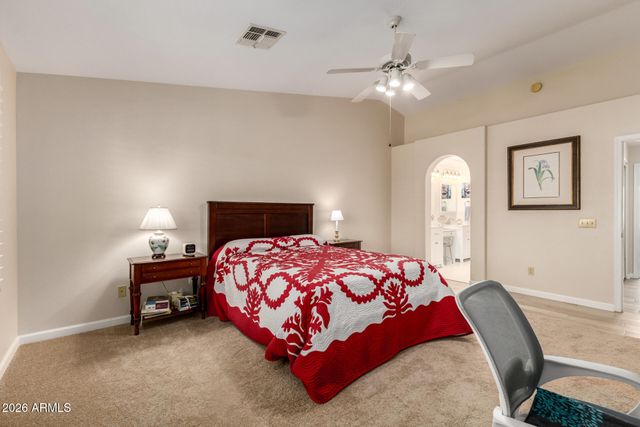 26034 S HOLLYGREEN Drive, Sun Lakes, AZ 85248