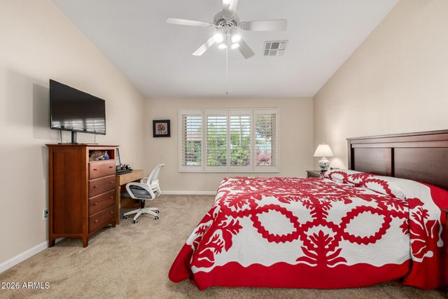 26034 S HOLLYGREEN Drive, Sun Lakes, AZ 85248