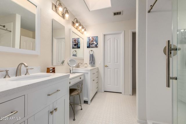 26034 S HOLLYGREEN Drive, Sun Lakes, AZ 85248