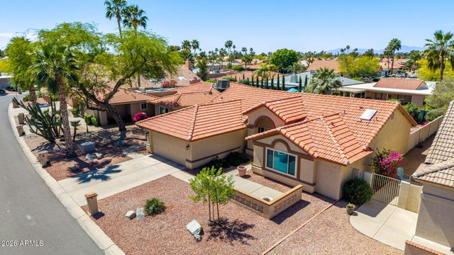 26034 S HOLLYGREEN Drive, Sun Lakes, AZ 85248