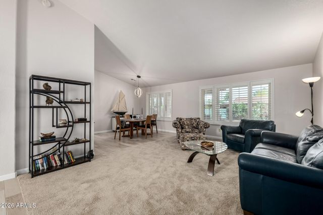 26034 S HOLLYGREEN Drive, Sun Lakes, AZ 85248