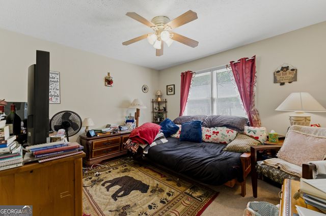 800 Lodgeview Drive, Bethlehem, GA 30620