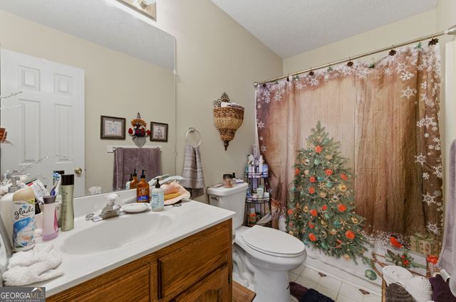 800 Lodgeview Drive, Bethlehem, GA 30620
