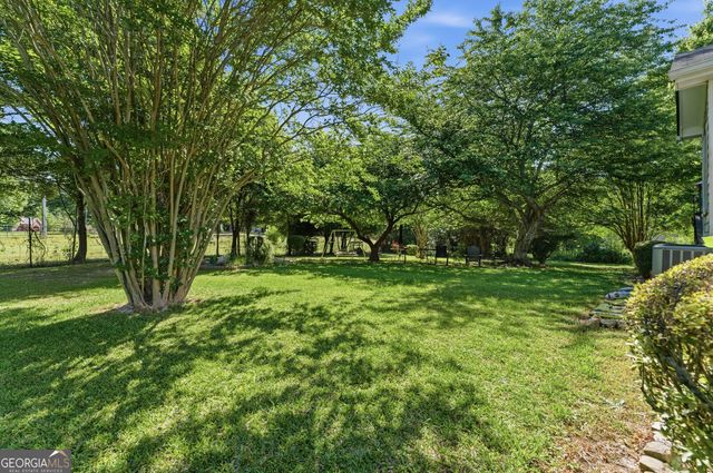 800 Lodgeview Drive, Bethlehem, GA 30620