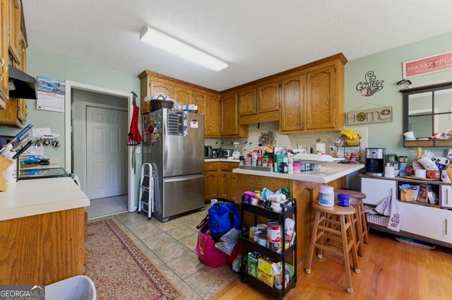 800 Lodgeview Drive, Bethlehem, GA 30620
