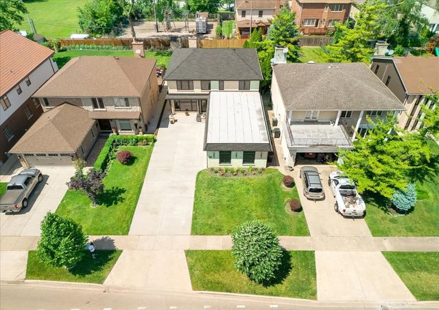 5314 Pratt Avenue, Skokie, IL 60077