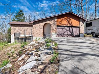 2231 Patrick Drive, Arnold, MO 63010