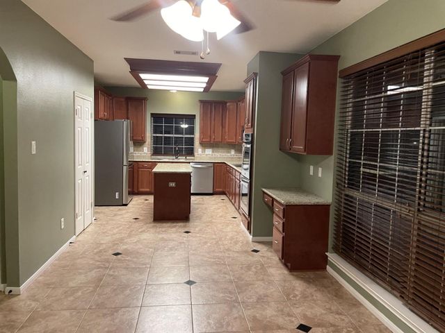 2202 Plantation Bend Drive, Sugar Land, TX 77478