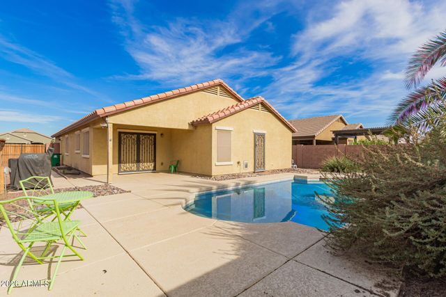 18641 W LARKSPUR Drive, Goodyear, AZ 85338