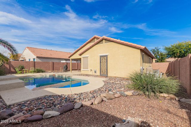 18641 W LARKSPUR Drive, Goodyear, AZ 85338