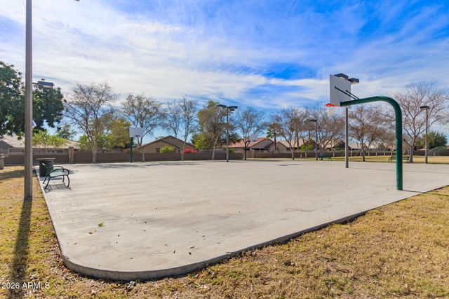 18641 W LARKSPUR Drive, Goodyear, AZ 85338