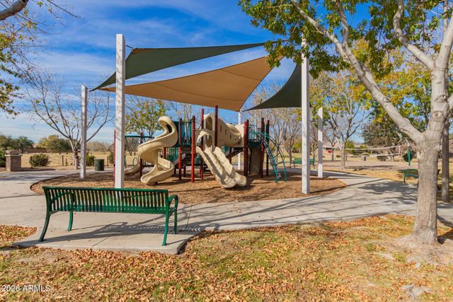 18641 W LARKSPUR Drive, Goodyear, AZ 85338