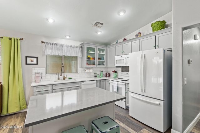 18641 W LARKSPUR Drive, Goodyear, AZ 85338