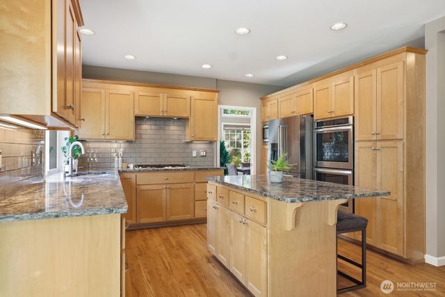 11720 201st Place NE, Redmond, WA 98053