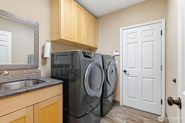 11720 201st Place NE, Redmond, WA 98053