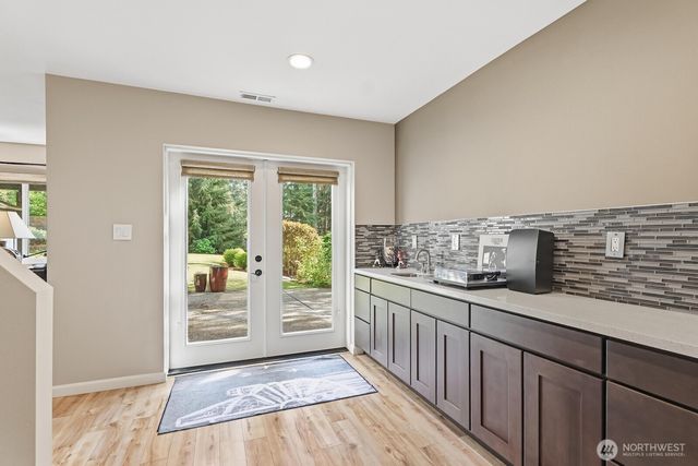 11720 201st Place NE, Redmond, WA 98053