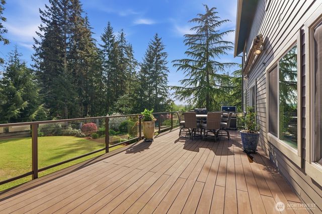 11720 201st Place NE, Redmond, WA 98053