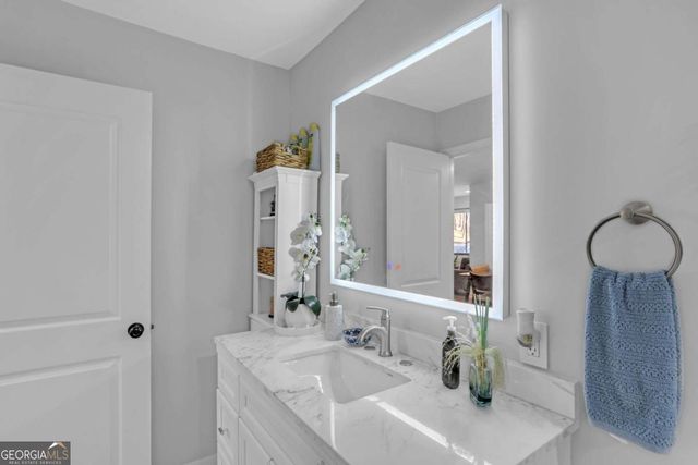 1211 Wingate Way, Atlanta, GA 30350