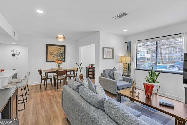 1211 Wingate Way, Atlanta, GA 30350