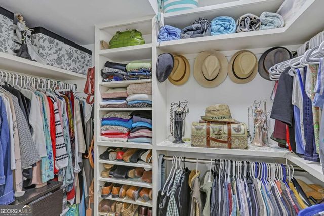 1211 Wingate Way, Atlanta, GA 30350