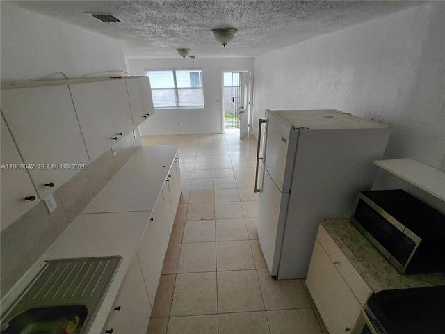 1404 - 1406 NW 60th St, Miami, FL 33142