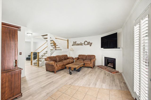 8300 Sawyer Brown Rd Apt A304, Nashville, TN 37221