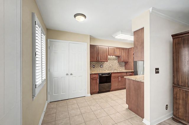 8300 Sawyer Brown Rd Apt A304, Nashville, TN 37221