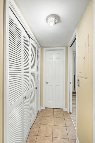 8300 Sawyer Brown Rd Apt A304, Nashville, TN 37221