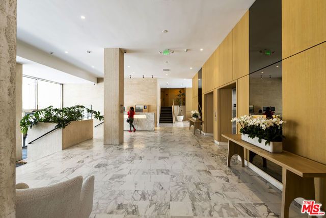 999 N Doheny Drive 811, West Hollywood, CA 90069