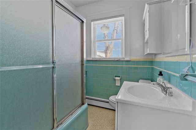 123 Mauran Street, Cranston, RI 02910